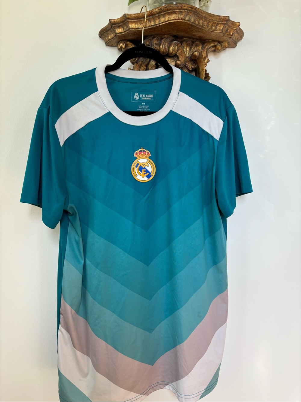 Real Madrid Men's Teal Gradient Training Jersey